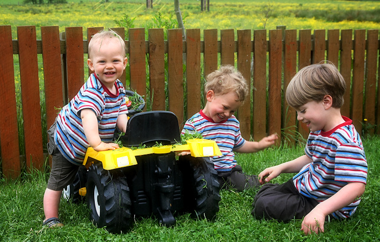 IMAGE: http://adam.dysko.org/photos/IMG_2812a.JPG